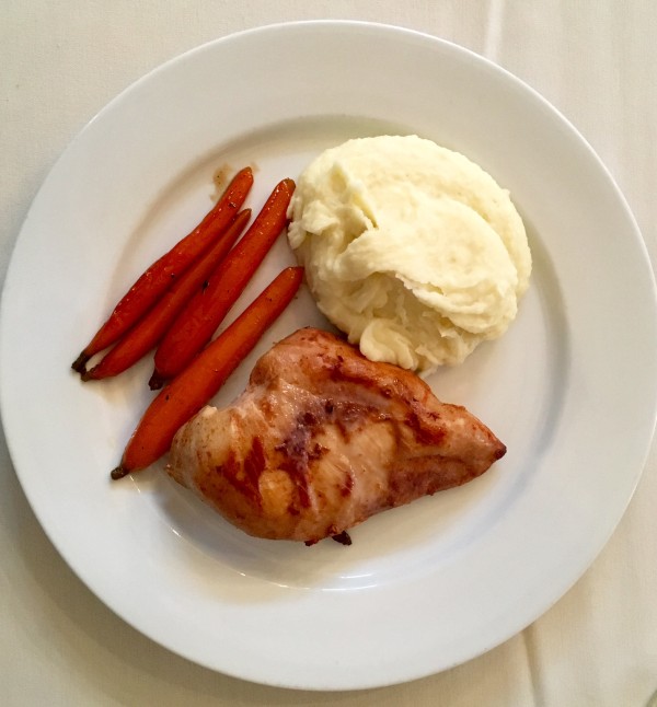 Sous vide chicken and carrots with mashed potatoes