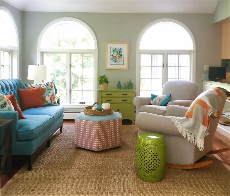 sunroom-decor-after complete sunroom decorated with color