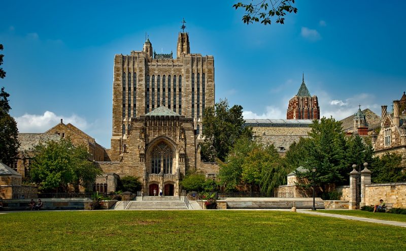 Yale University - college life